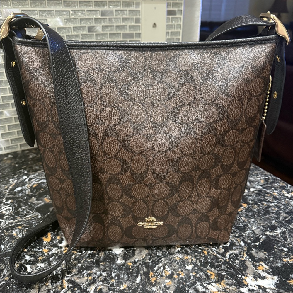 COACH 2022 Val Duffel Bag - Picture 13 of 14